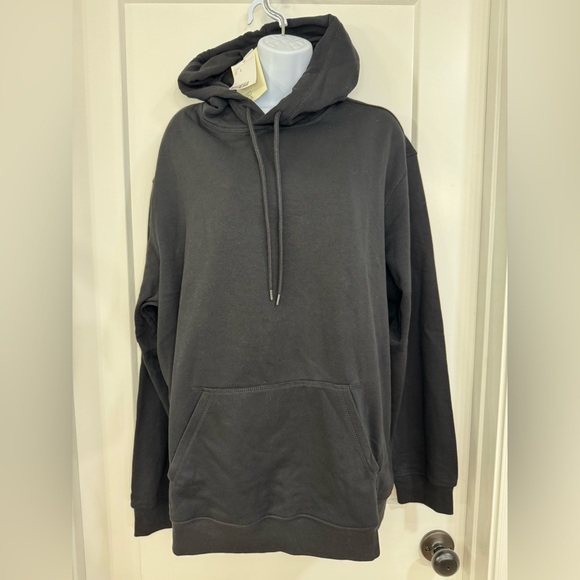 H&M Tops - H&M Women's Sz Medium Black Oversized Fit‎ Pullover Hoodie Sweatshirt